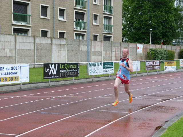 Maxime Lemoine 56''81 au 400m