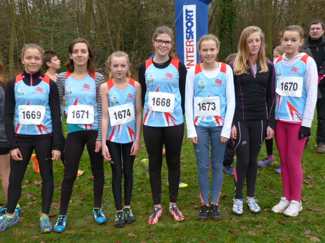 MINIMES FILLES AU CROSS D' EVREUX