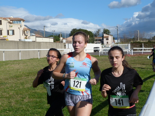 Elise minime s'impose face aux Corses