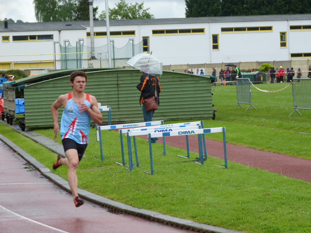 Yann Dusehu 55''61 au 400m