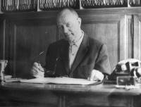 m-guillot-bureau-2.jpg